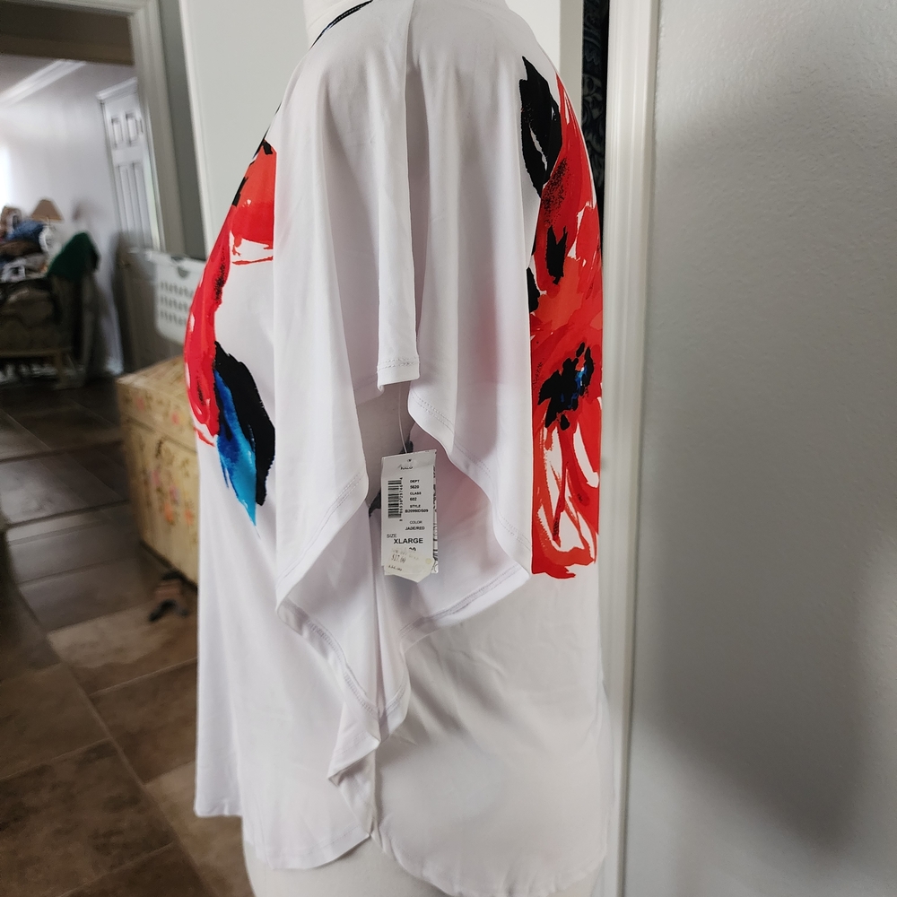Women's White Floral Print Top with Red & Blue Accents - Picture 3 of 4
